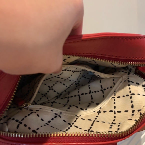 Red Kate Spade purse ❤️ ♠️ - Picture 6 of 7